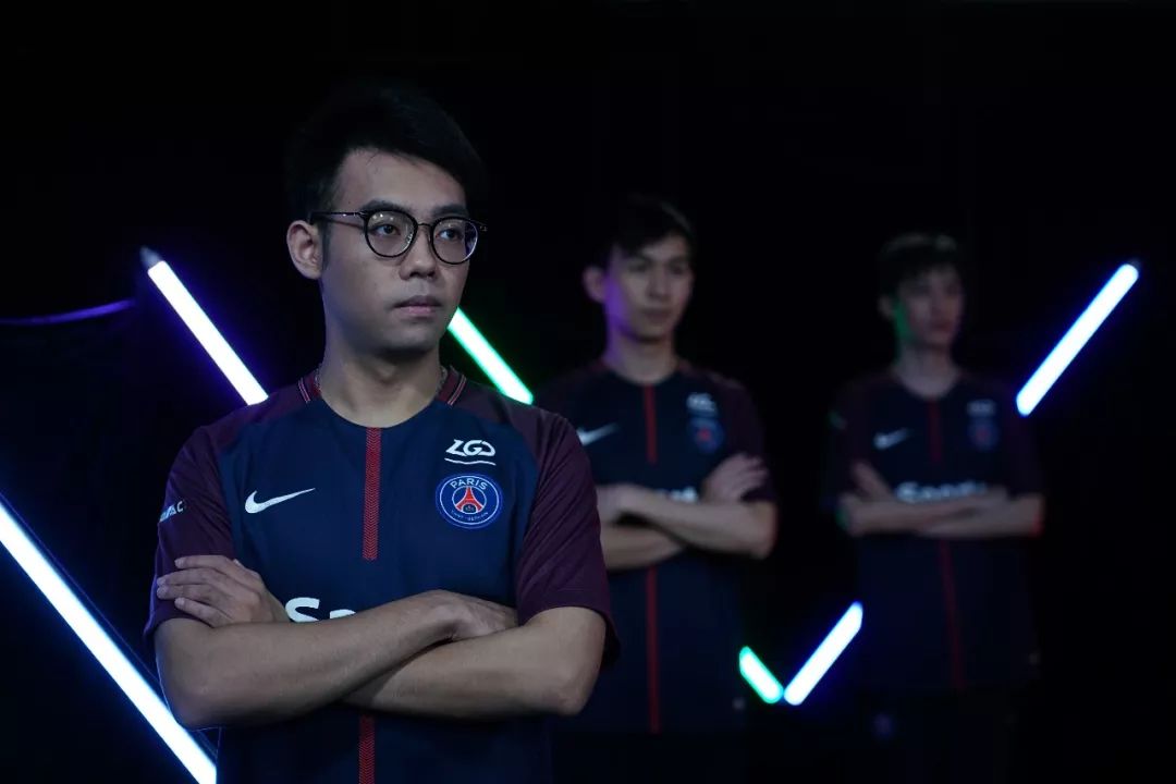 担纲核心以
