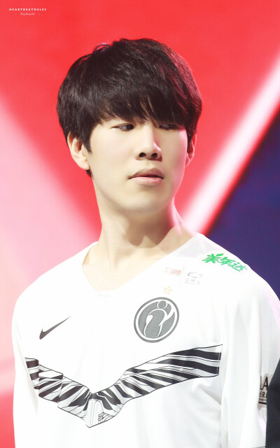 今天EDG对战FPX的第三场比赛中，EDG电子竞技俱乐部的辅助选手Meiko迎来了自己LPL生涯的第800次出场